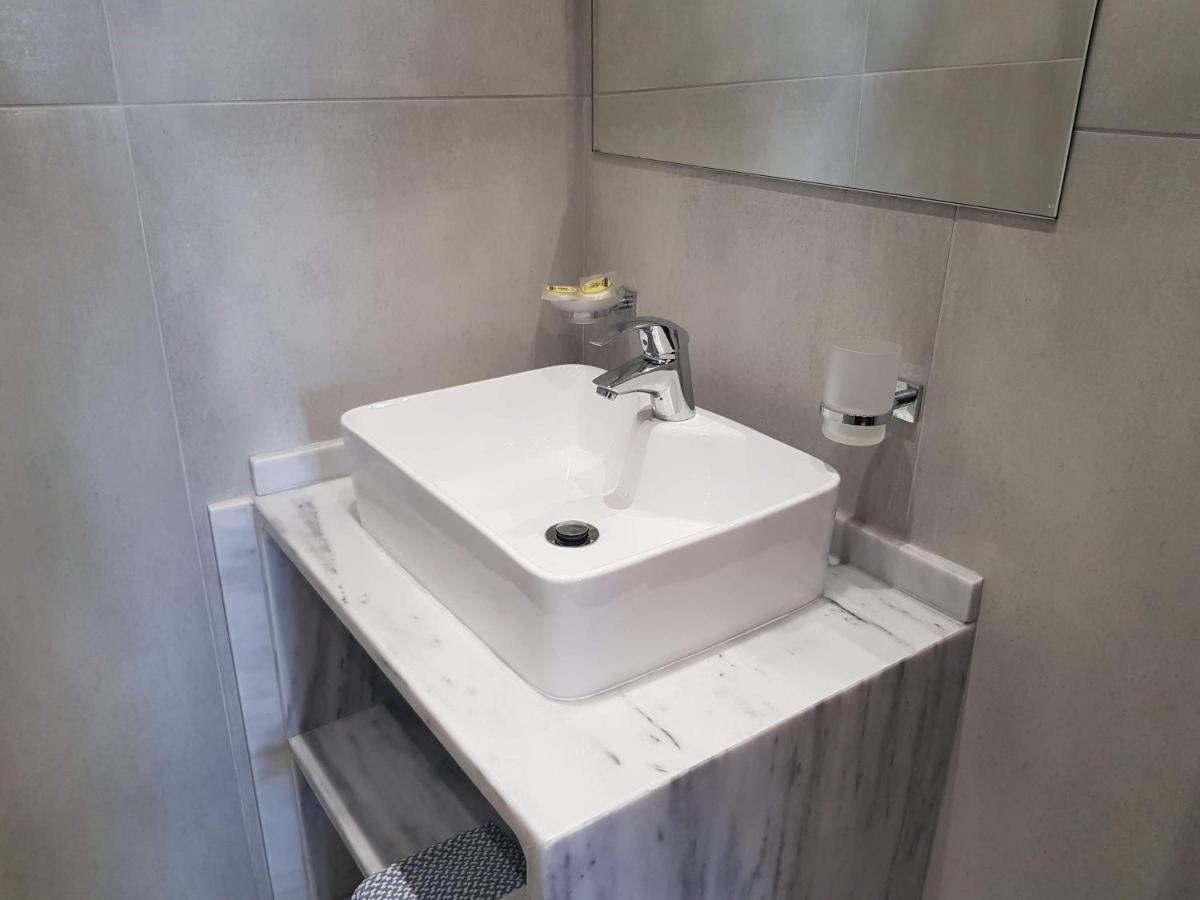 Hotel Ionion Kastro-Kyllini Екстериор снимка