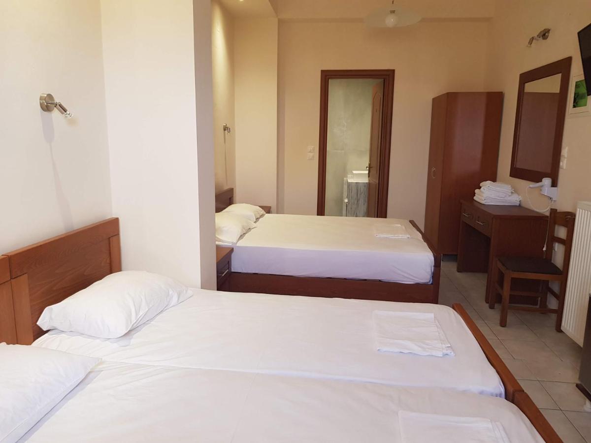 Hotel Ionion Kastro-Kyllini Екстериор снимка