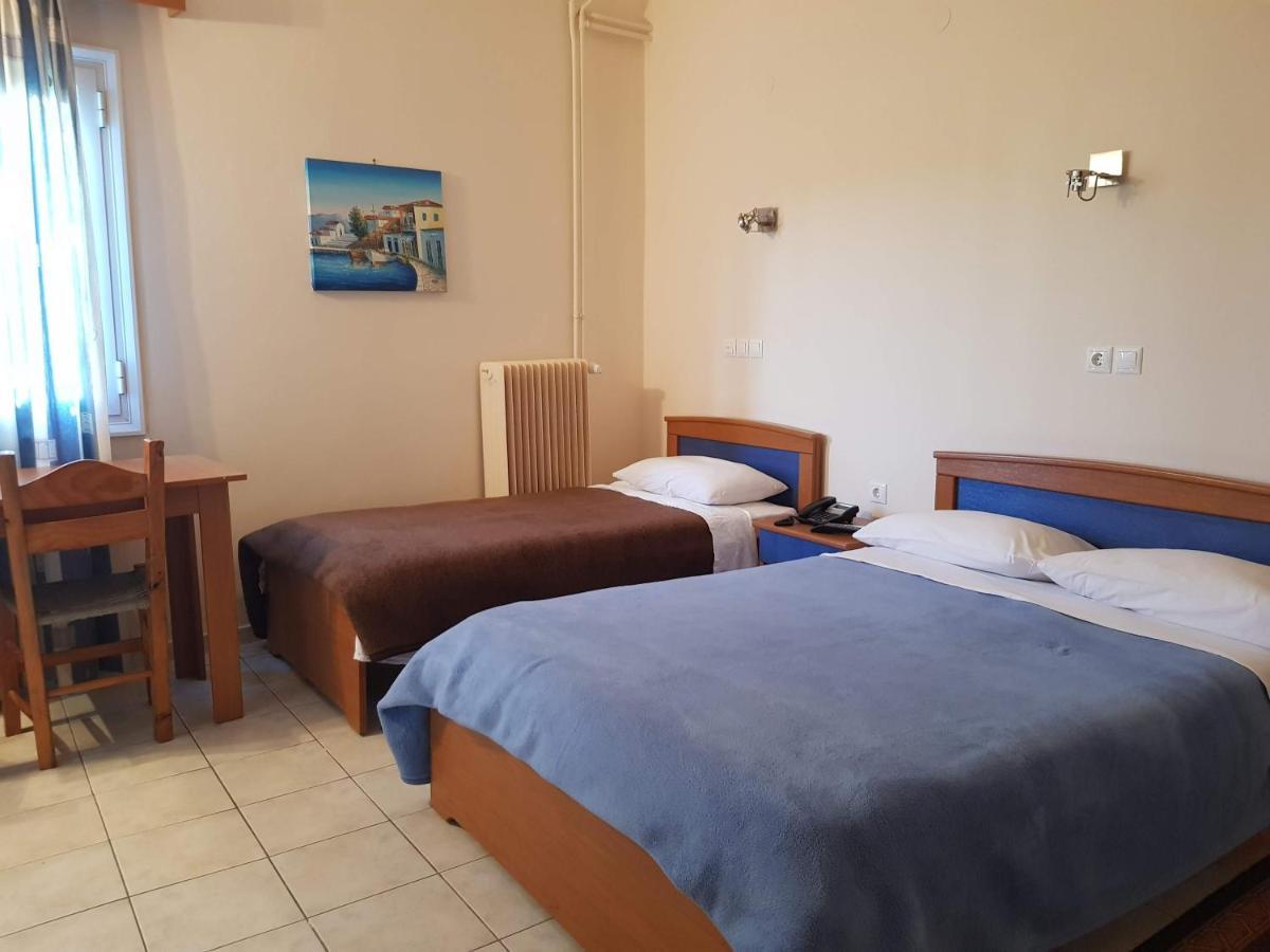 Hotel Ionion Kastro-Kyllini Екстериор снимка
